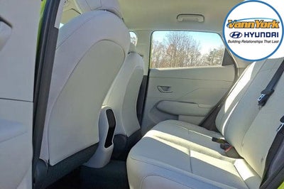 2026 Hyundai KONA SE