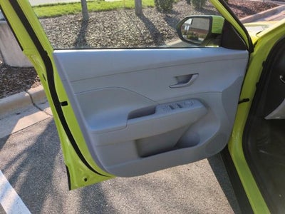 2026 Hyundai KONA SE FWD