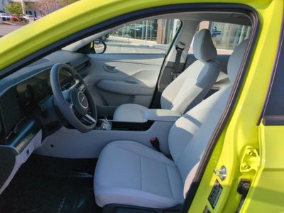 2026 Hyundai KONA SE FWD