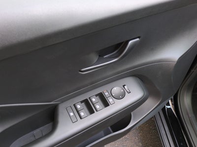 2027 Hyundai KONA SE FWD