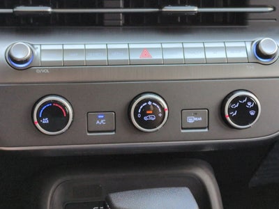 2027 Hyundai KONA SE FWD
