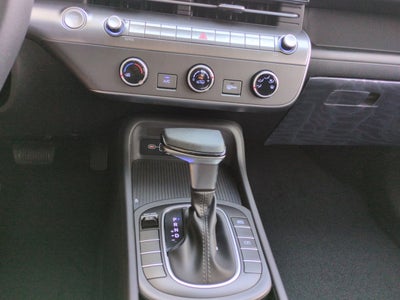2027 Hyundai KONA SE FWD