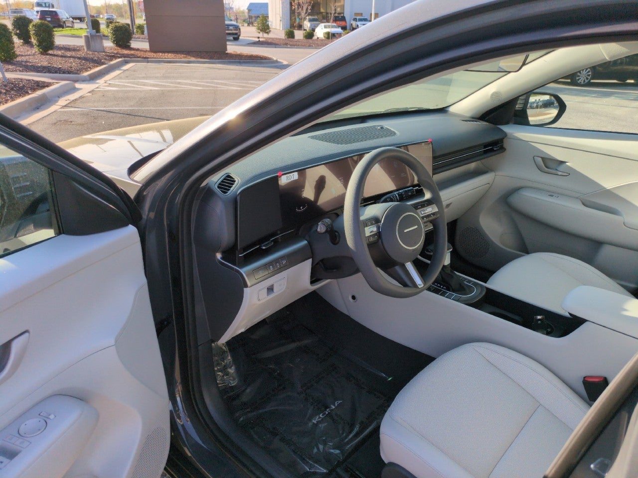 2026 Hyundai KONA SE FWD