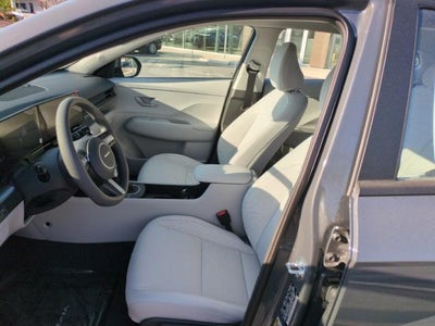 2026 Hyundai KONA SE FWD