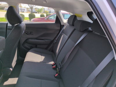 2026 Hyundai KONA SE FWD