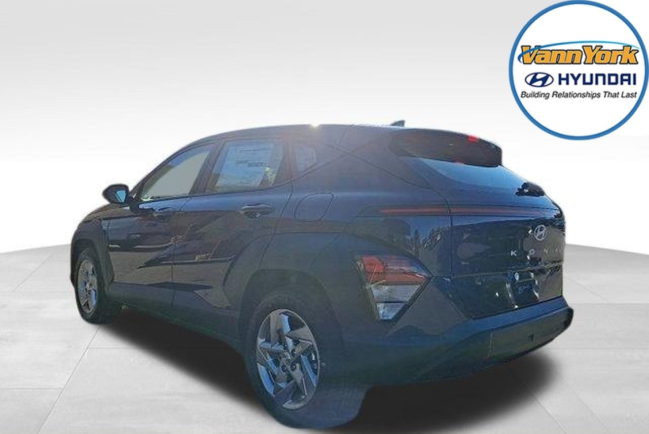 2026 Hyundai KONA SE