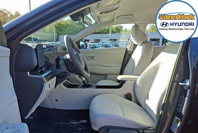 2026 Hyundai KONA SE