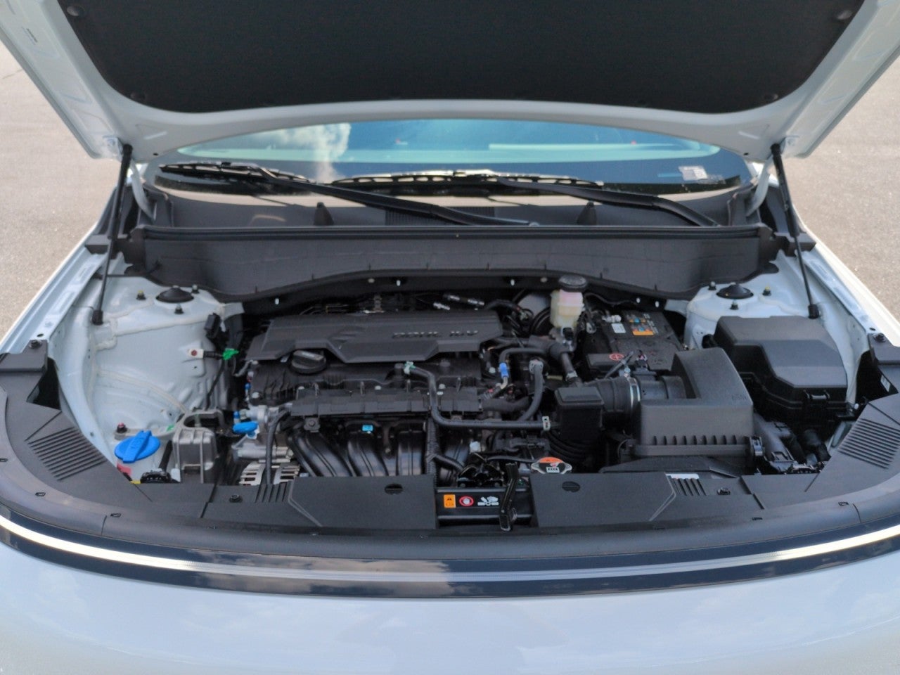 2027 Hyundai KONA SE AWD