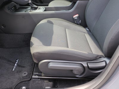 2027 Hyundai KONA SE AWD