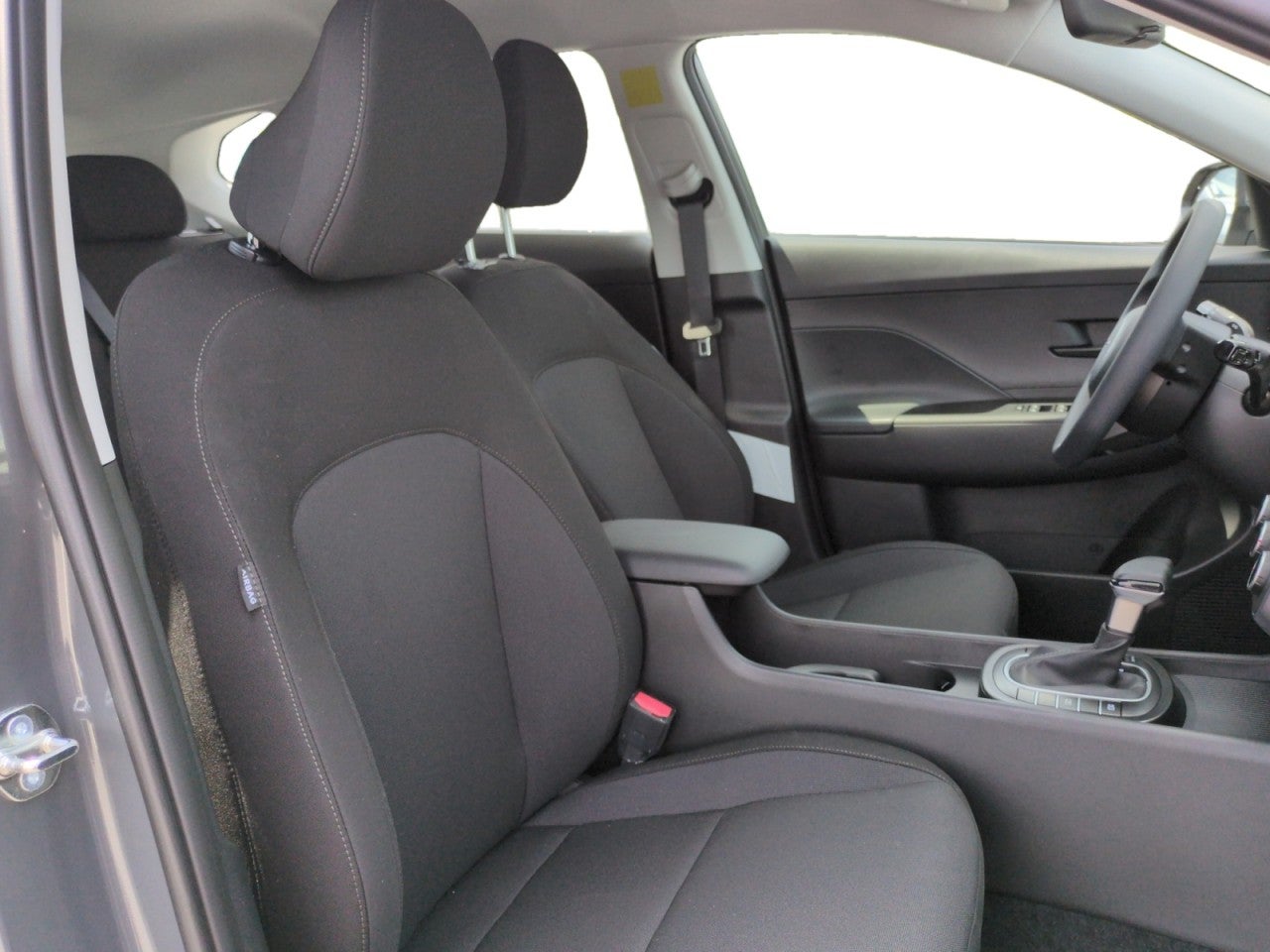 2027 Hyundai KONA SE AWD