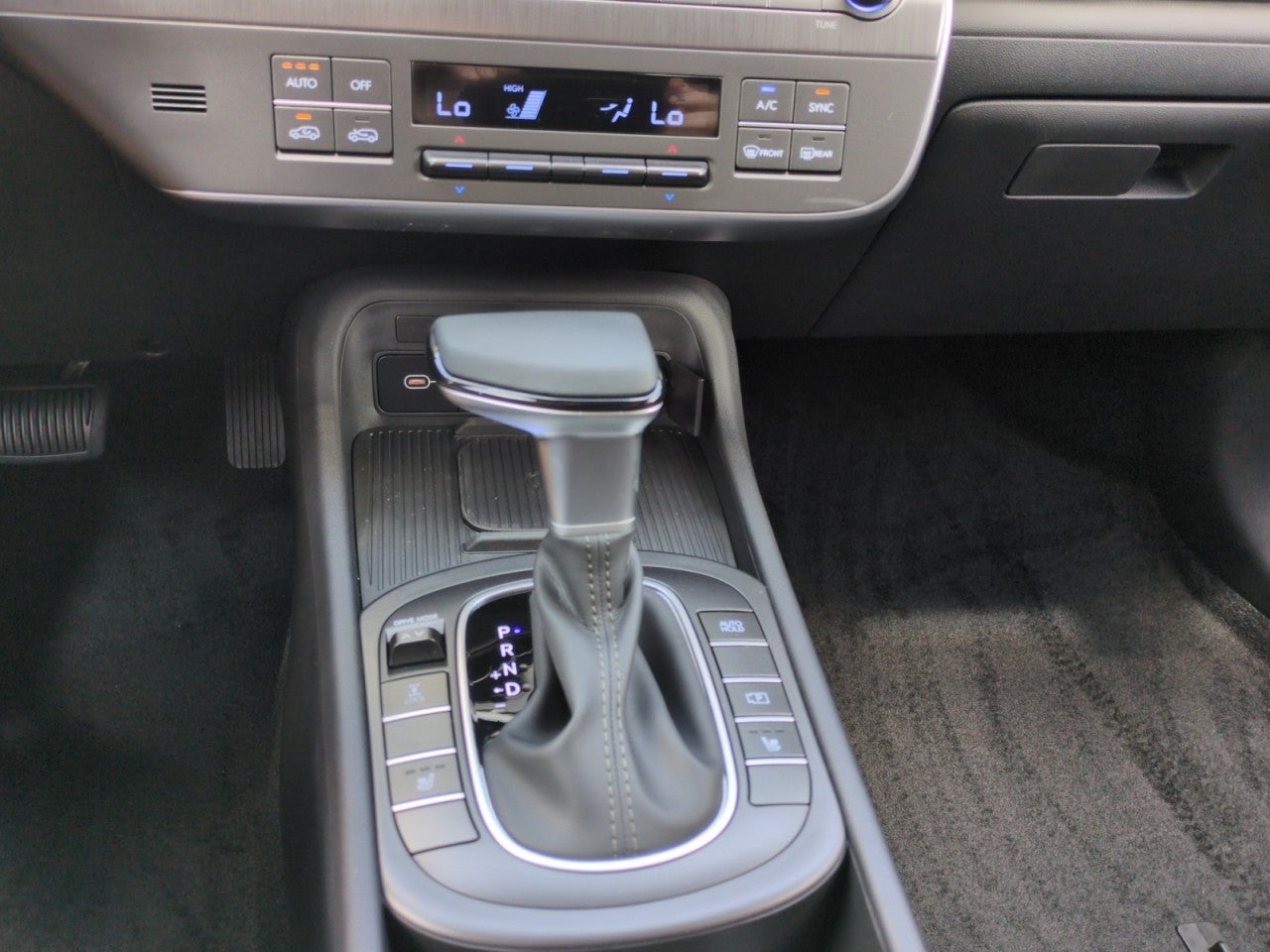 2027 Hyundai KONA SEL Sport AWD