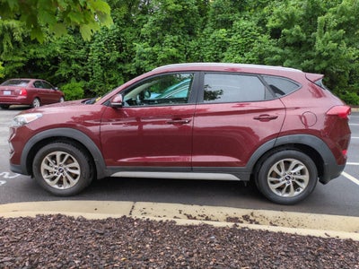 2017 Hyundai TUCSON SE