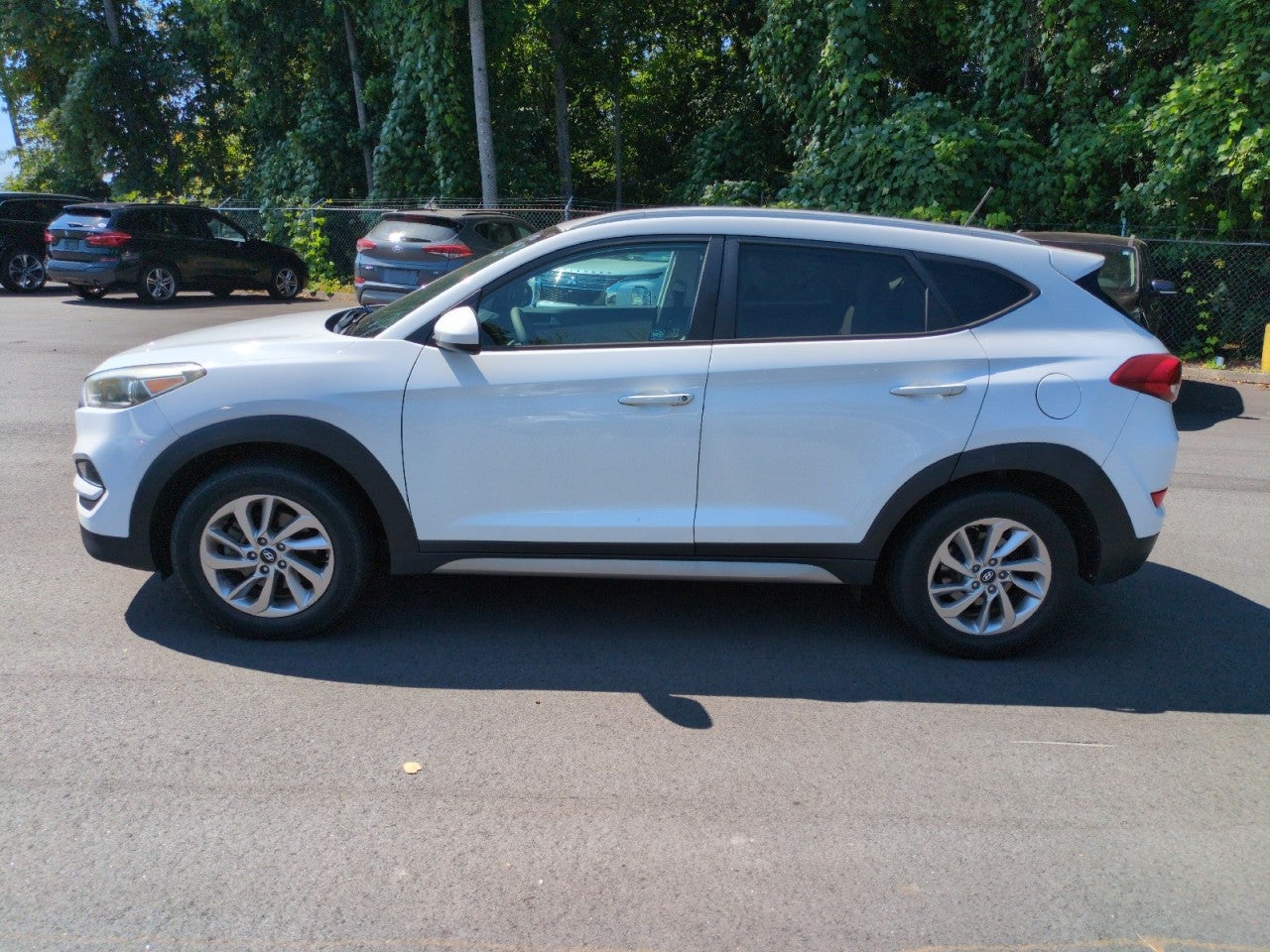 2017 Hyundai TUCSON SE