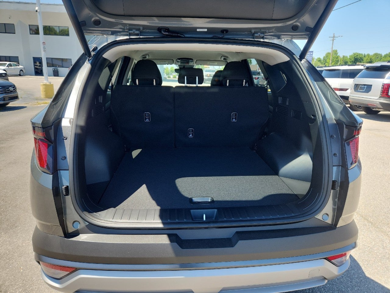 2026 Hyundai TUCSON HYBRID SEL AWD