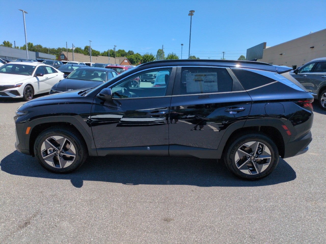 2026 Hyundai TUCSON HYBRID SEL AWD