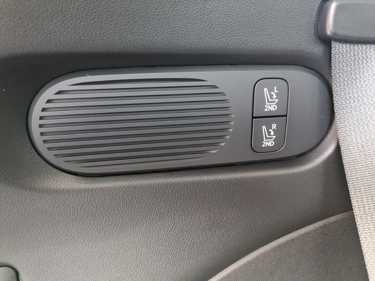 2026 Hyundai PALISADE HYBRID Blue SEL 8P