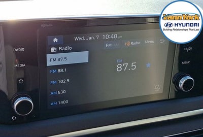 2023 Hyundai SONATA SE