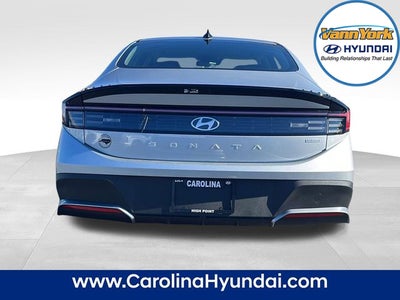 2026 Hyundai SONATA HYBRID Blue