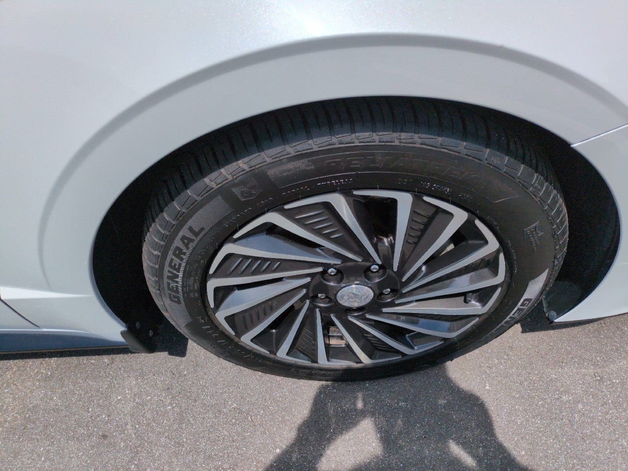 2022 Hyundai SONATA HYBRID SEL