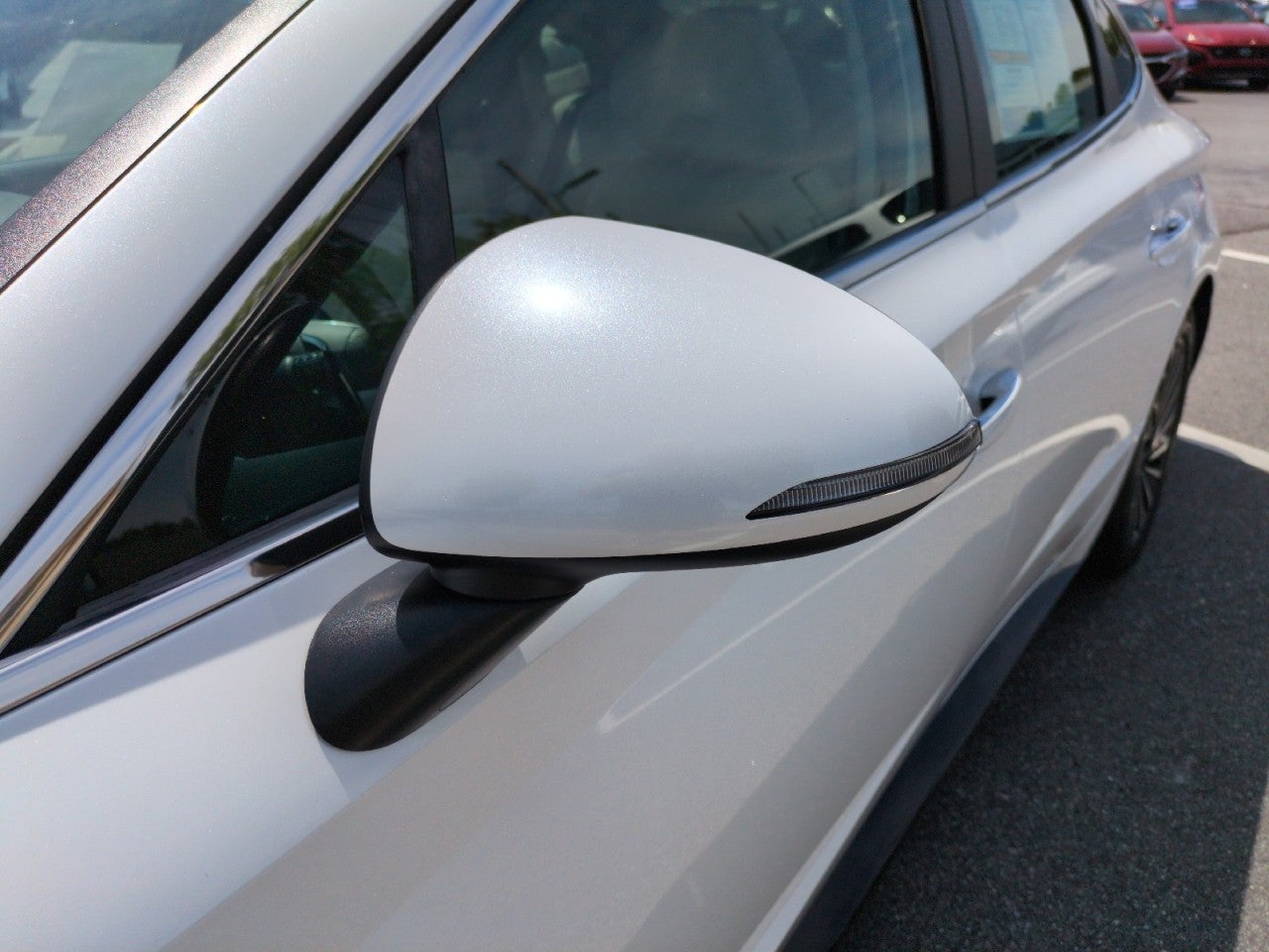 2022 Hyundai SONATA HYBRID SEL