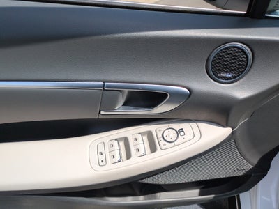 2022 Hyundai SONATA HYBRID SEL