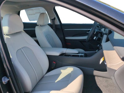 2026 Hyundai SONATA HYBRID SEL