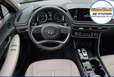 2023 Hyundai SONATA HYBRID SEL