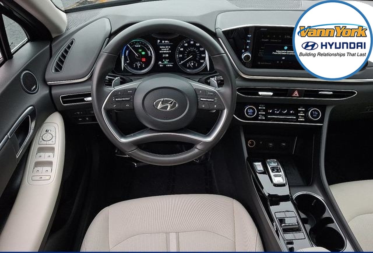 2023 Hyundai SONATA HYBRID SEL