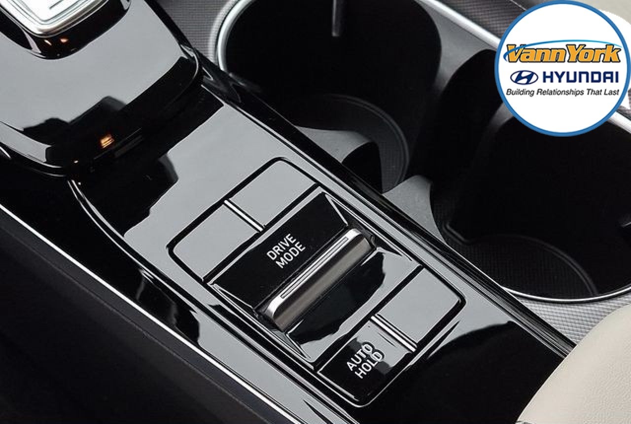 2023 Hyundai SONATA HYBRID SEL