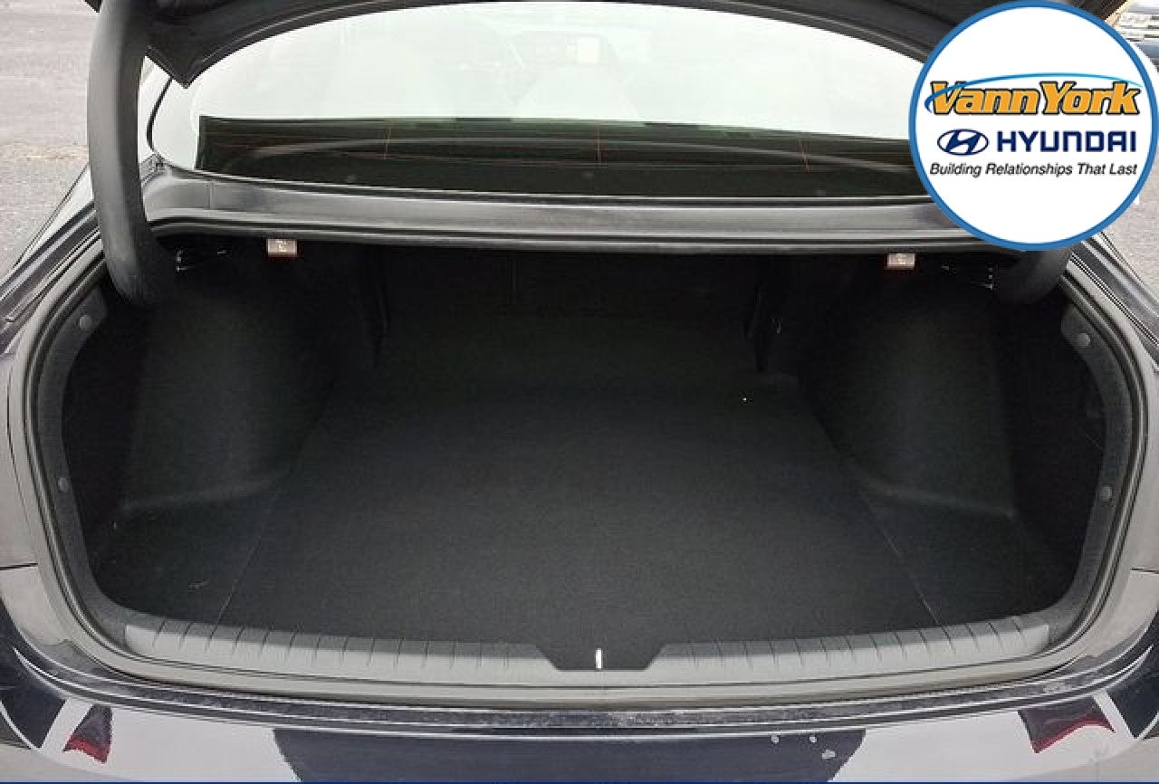 2023 Hyundai SONATA HYBRID SEL