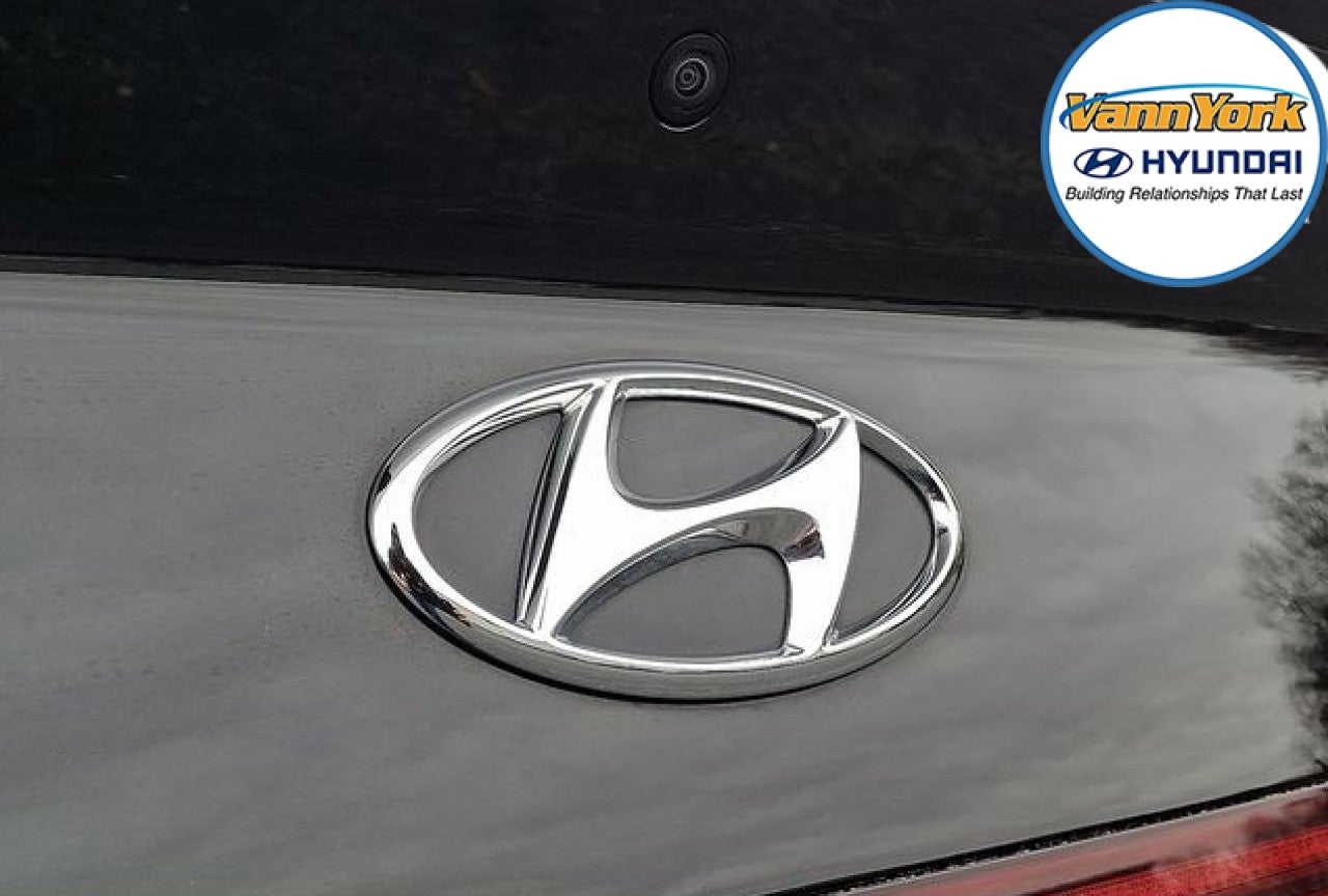 2023 Hyundai SONATA HYBRID SEL