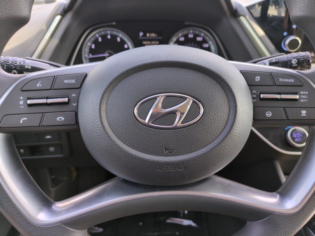 2023 Hyundai SONATA SEL