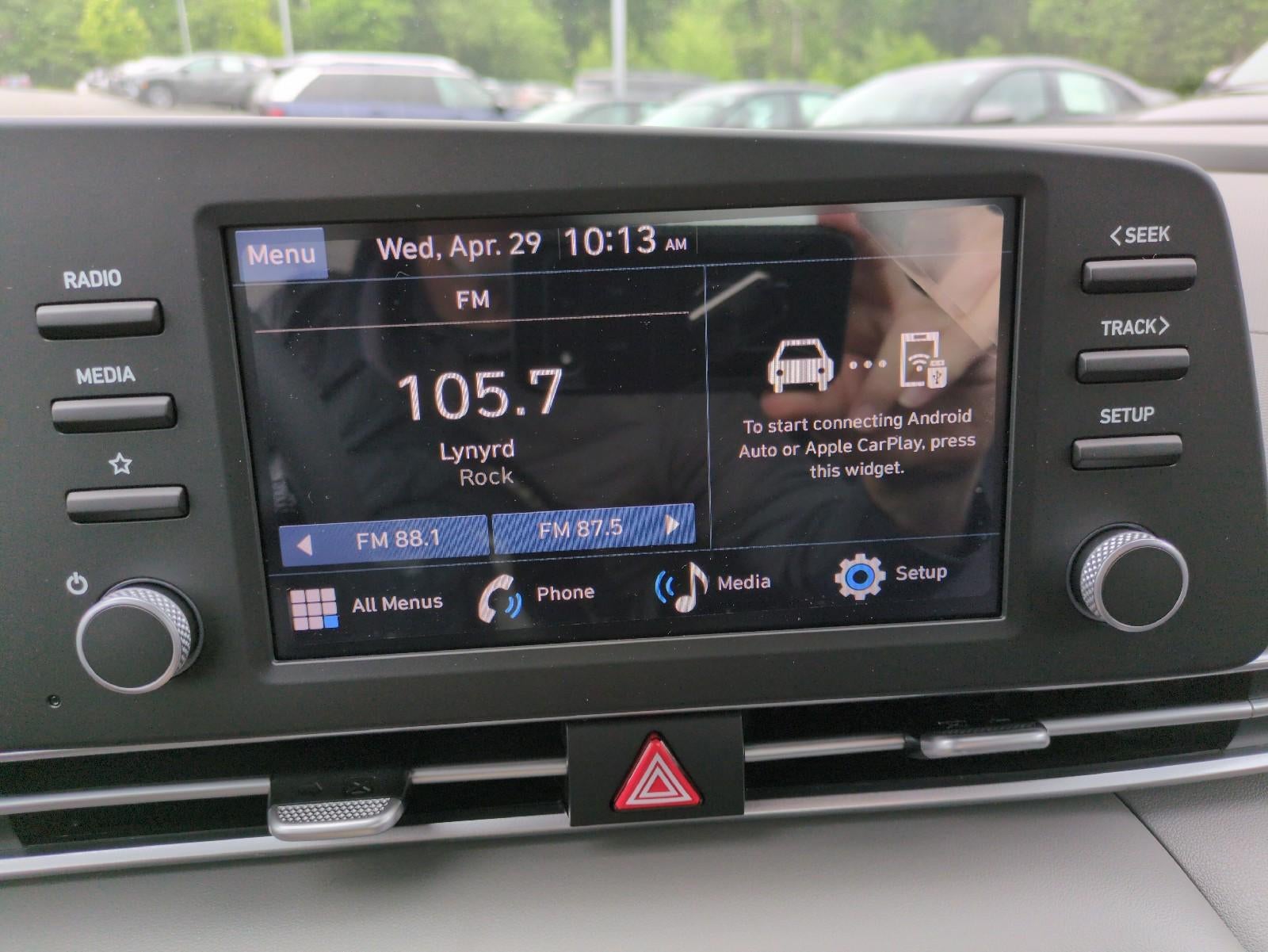 2026 Hyundai ELANTRA SE