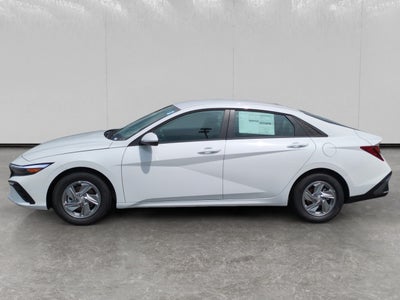 2026 Hyundai ELANTRA SE