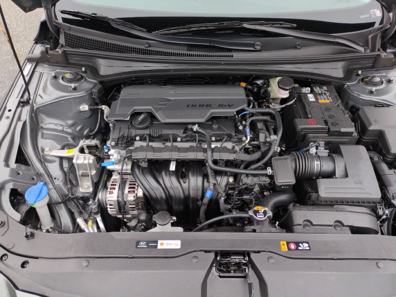 2026 Hyundai ELANTRA SE