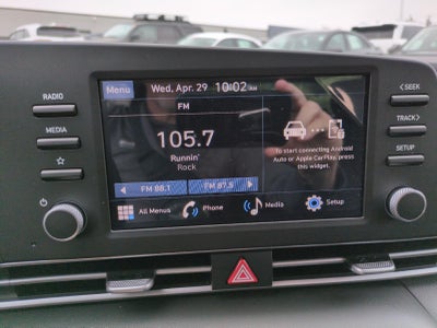 2026 Hyundai ELANTRA SE