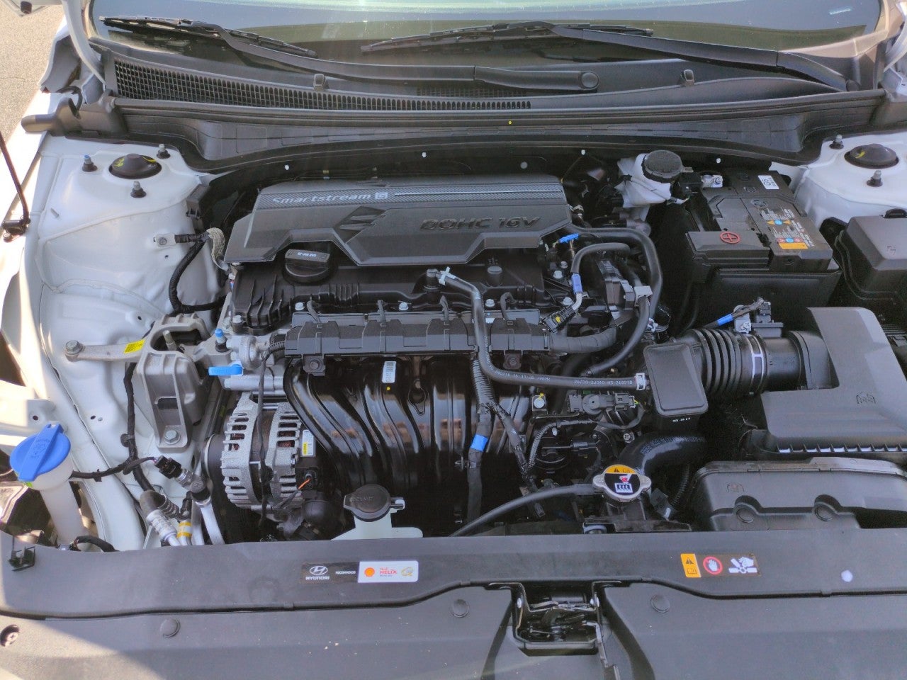 2025 Hyundai Elantra SEL - Photo 29