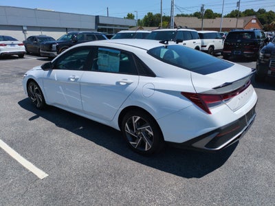 2025 Hyundai ELANTRA SEL Sport