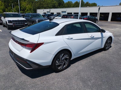 2025 Hyundai ELANTRA SEL Sport