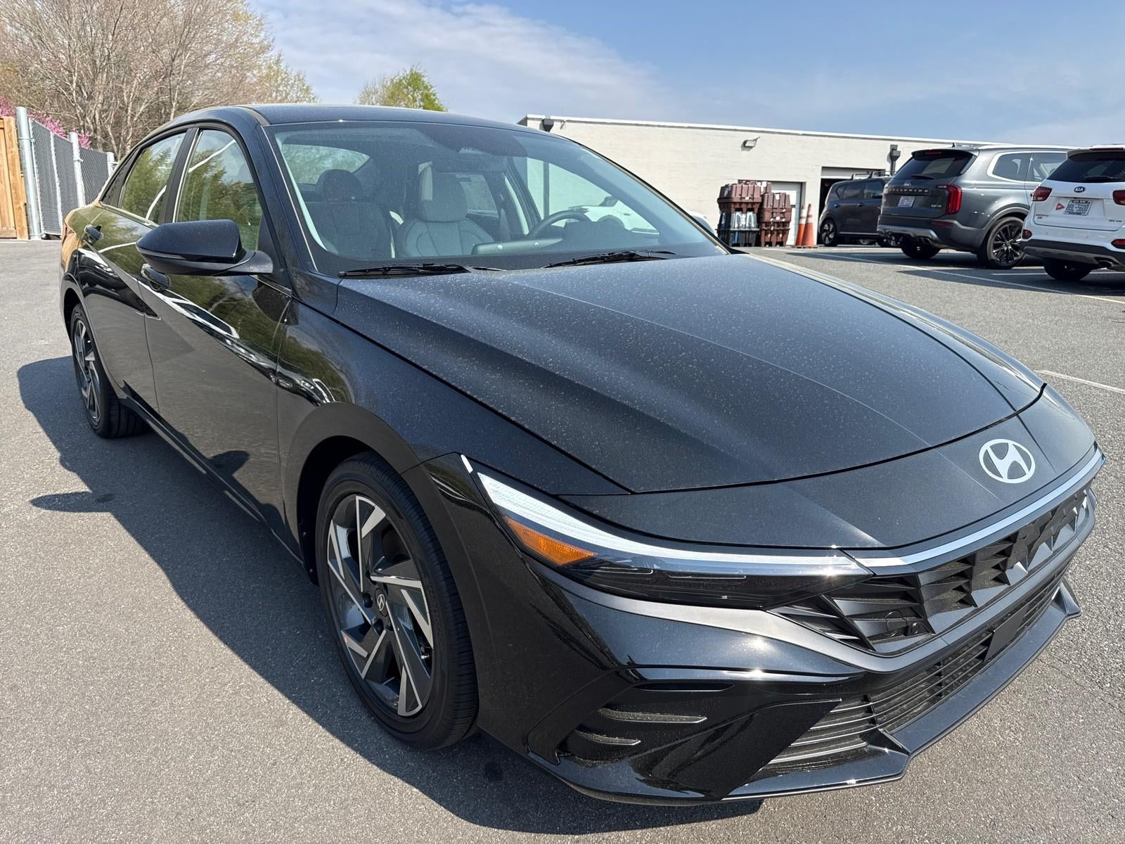 2026 Hyundai ELANTRA Limited