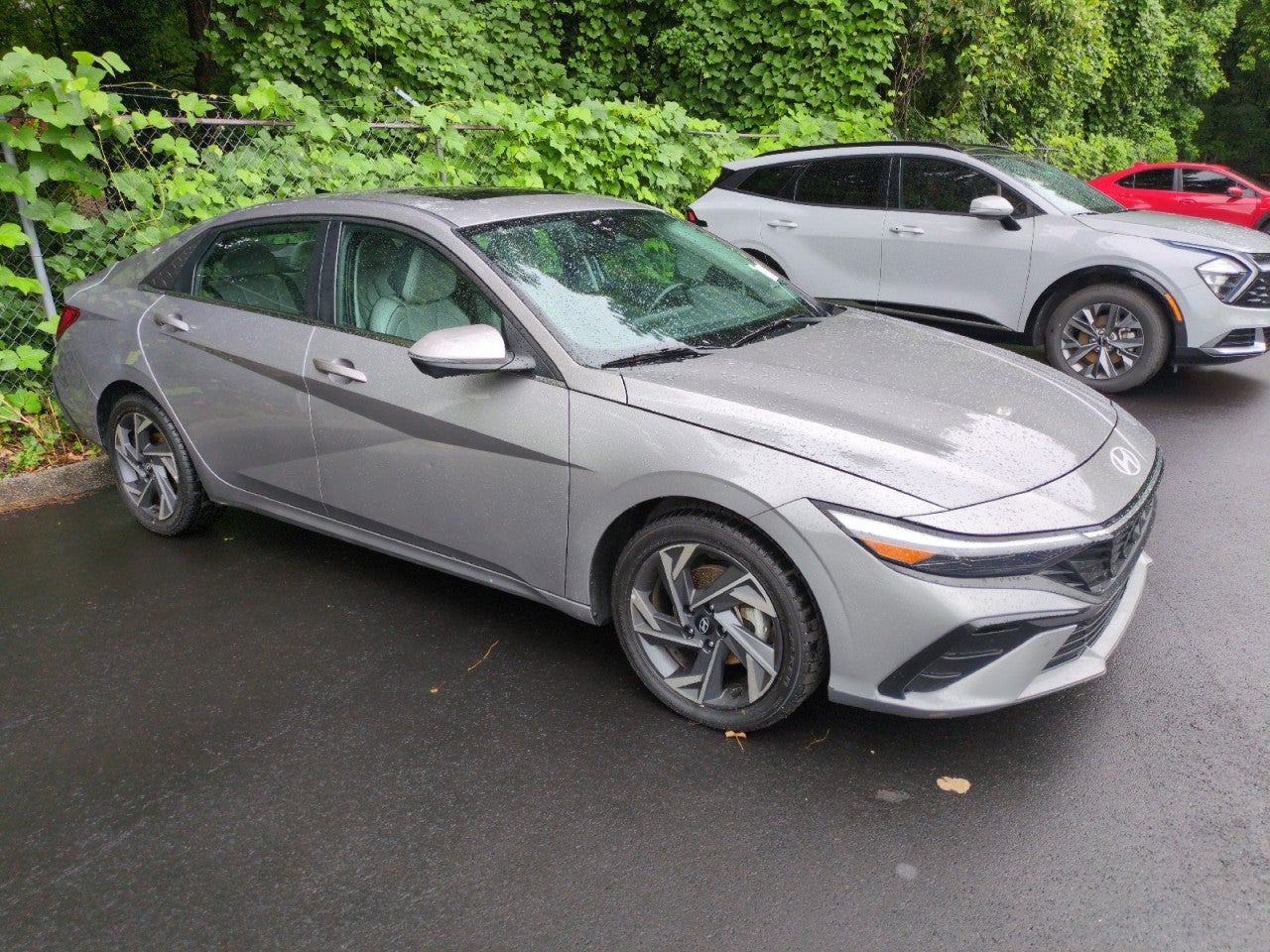 2024 Hyundai ELANTRA Limited