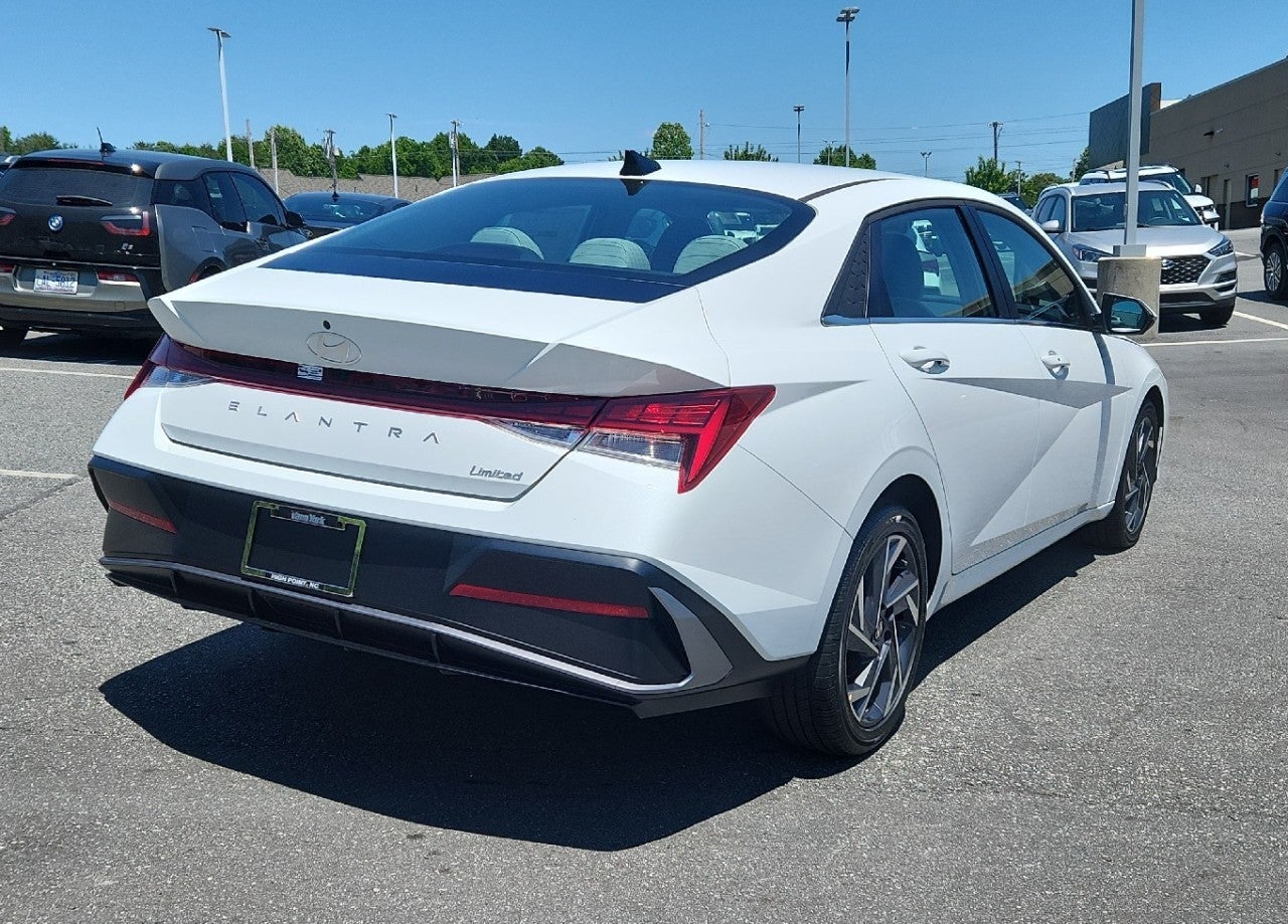 2026 Hyundai ELANTRA Limited