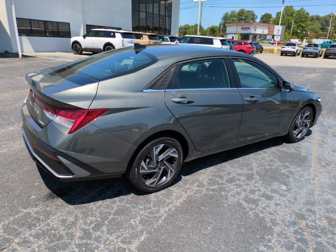 2026 Hyundai ELANTRA Limited