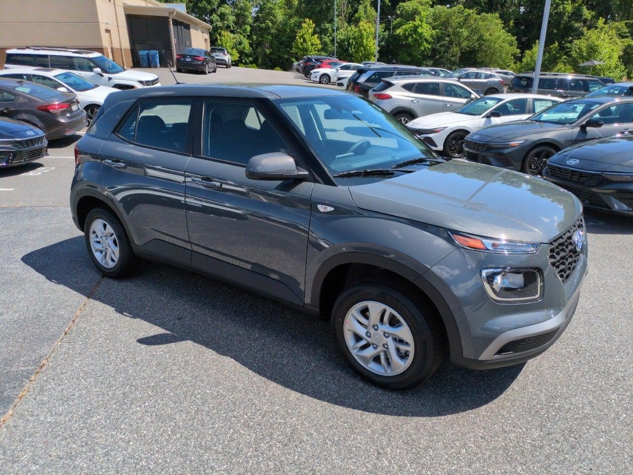 2026 Hyundai VENUE SE