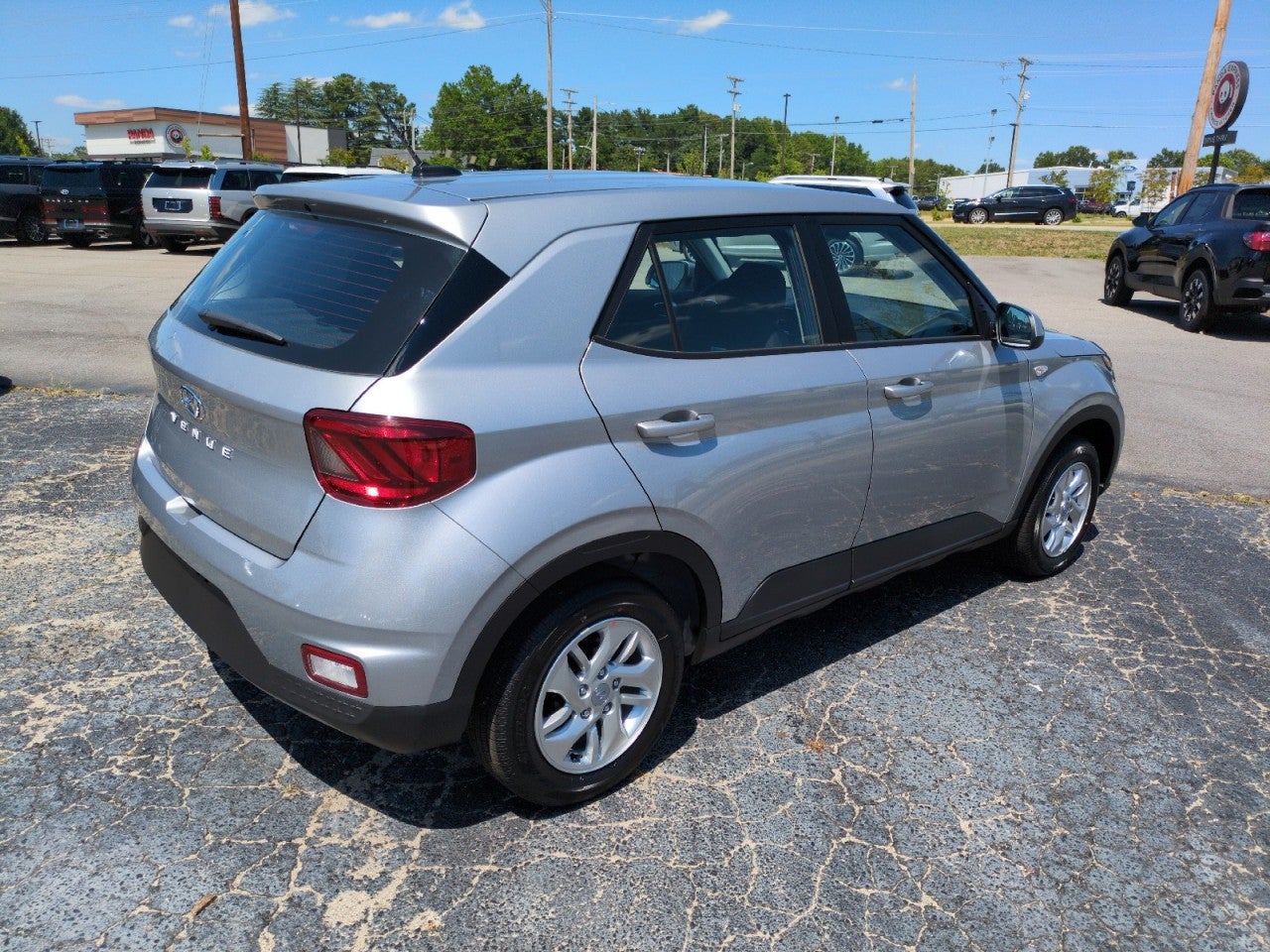 2026 Hyundai VENUE SE