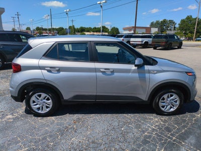 2026 Hyundai VENUE SE
