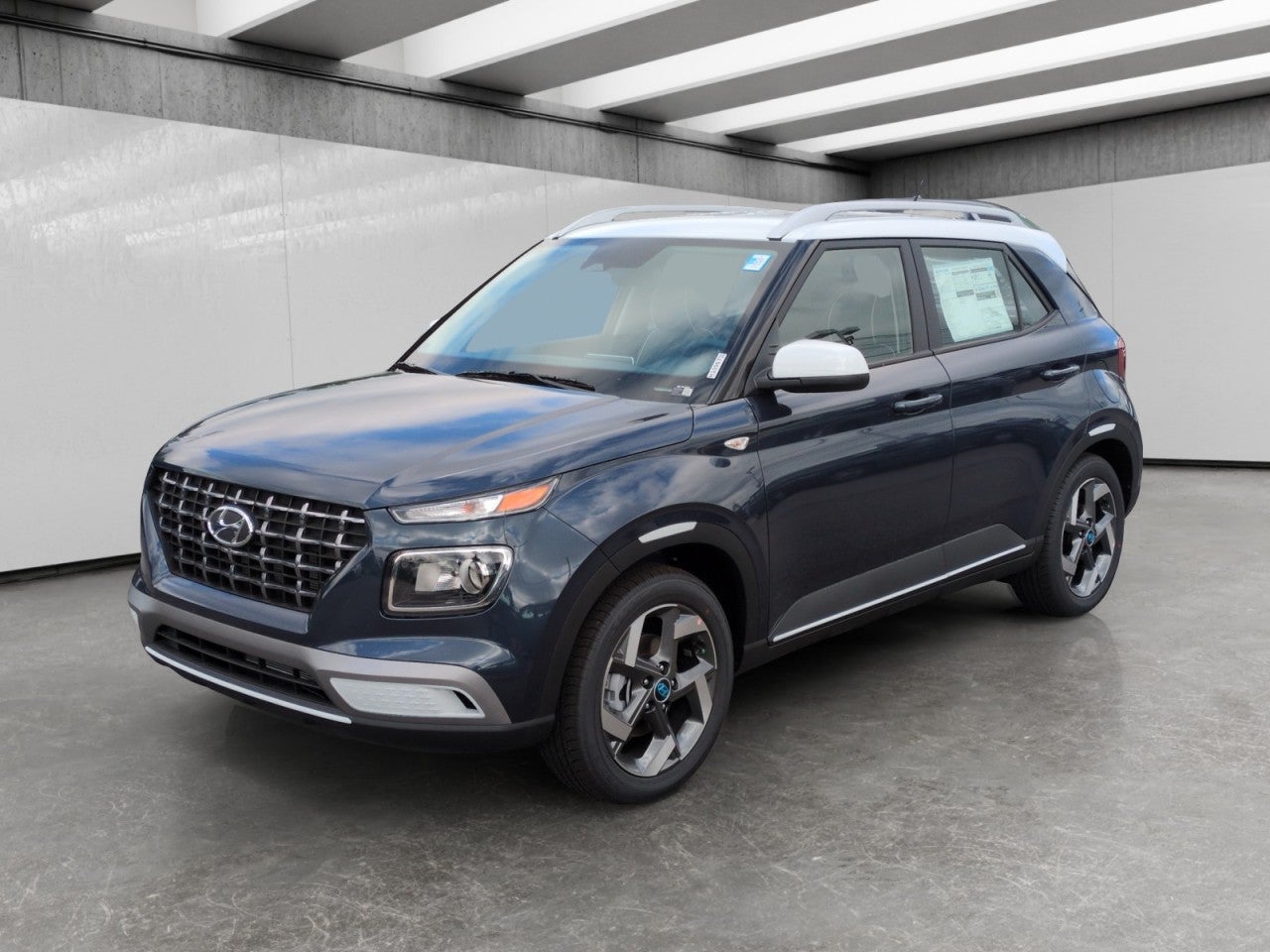 2026 Hyundai VENUE SEL W/Two-Tone Roof