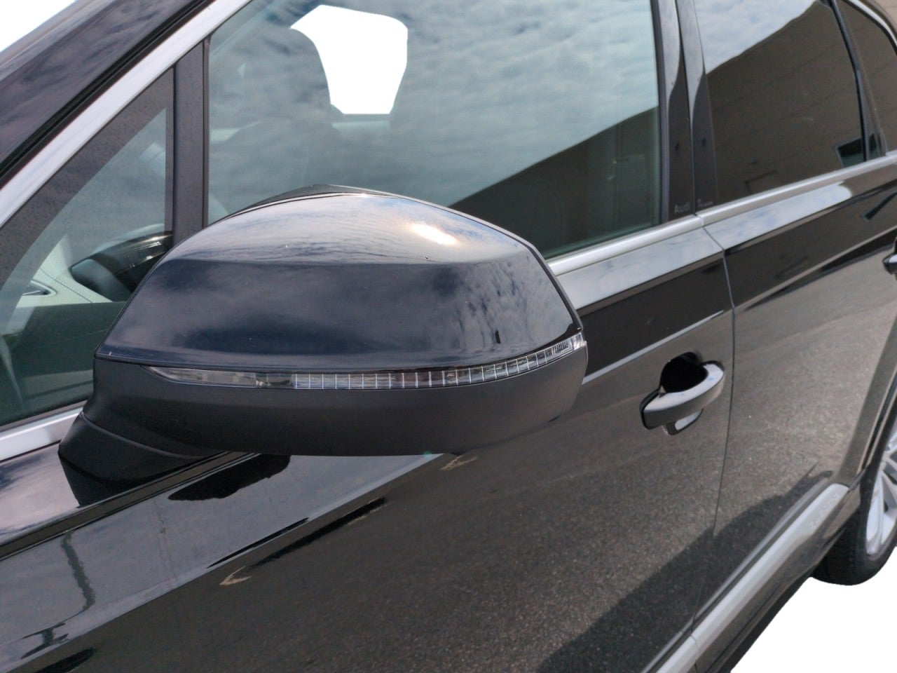 2025 Audi Q7 Premium Plus