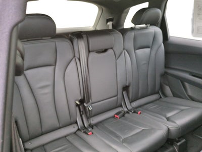 2025 Audi Q7 Premium Plus